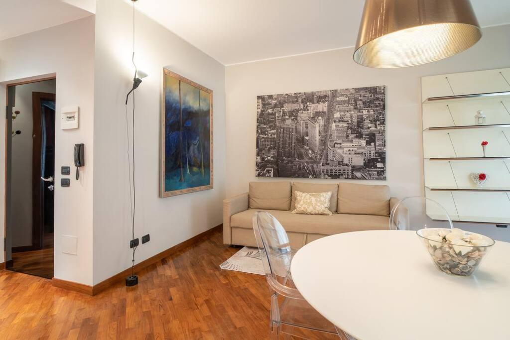 Charme In City Center Верона Экстерьер фото